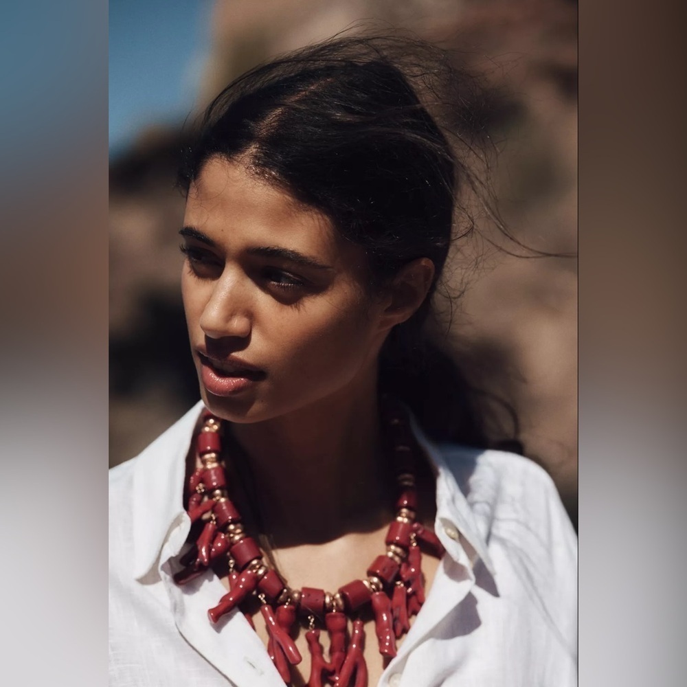 🔥🔥Zara pack of 2 coral necklaces with Resin